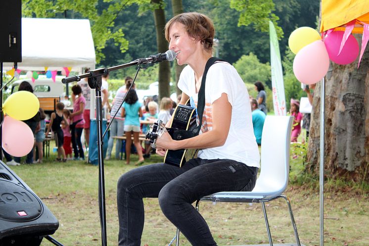 Tag der offenen Tür im Kinderhospiz: Bärenherz-Sommerfest lockt 1.000 Besucher in den Kees’schen Park