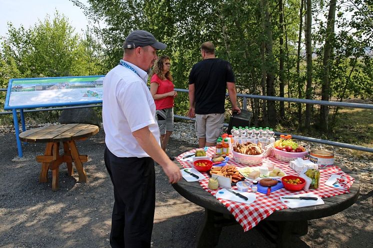 Bergbau-Picknick im aktiven Tagebau Vereinigtes Schleenhain