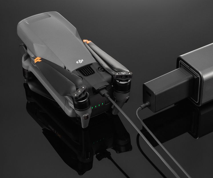 DJI Mavic 3 Cine + Portable Charger