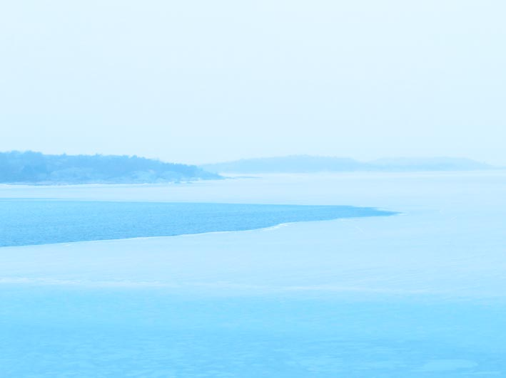 (prio) Blue snow islands
