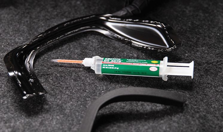 Loctite 4070 