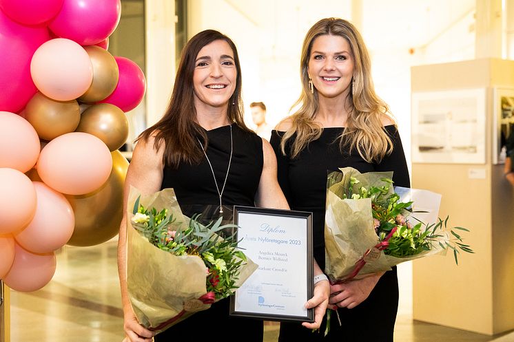 Bernice Wellsted och Angelica Muerk Starkare Crossfit. Foto Anna Sigvardsson Högborg