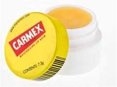 Carmex lipbalm - åpen krukke