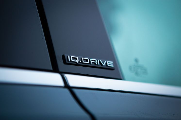 IQ.DRIVE