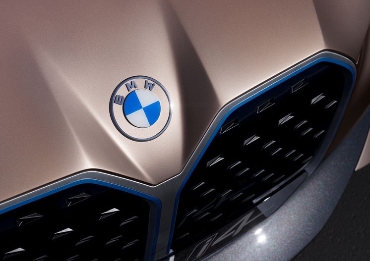 BMW Concept i4 (3)