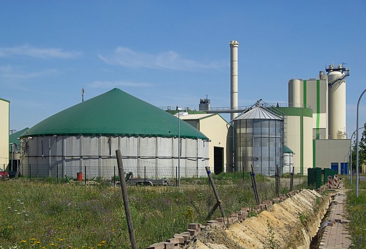 338841-biogasanlage-biogas-plant-19