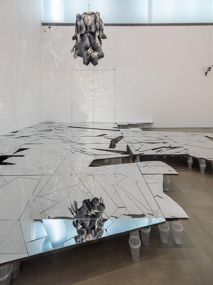 Lee Bul, Civitas Solis II (2014)