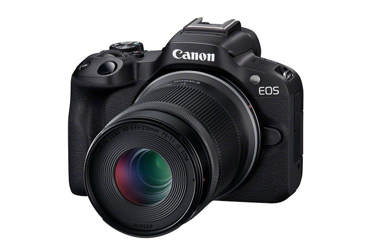 13_Canon_EOSR50_Black_FrontSlantLeft_RF-S55-210mm