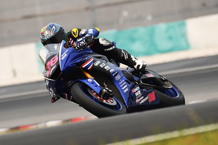 2019092305_005xx_Peerapong_Wins_ARRC_SS600_Title_4000