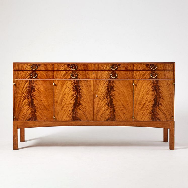 Sideboard av Josef Frank