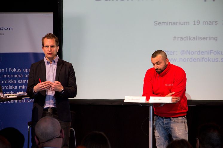 Seminarium om radikalisering, 19.3.2015. Robert Örell och Payam "Peppe" Boroodjeni, Fryshuset.