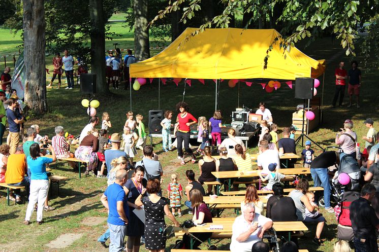 Tag der offenen Tür im Kinderhospiz: Bärenherz-Sommerfest lockt 1.000 Besucher in den Kees’schen Park