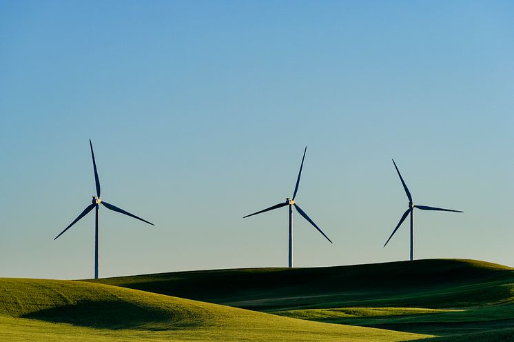 wind-turbines-green-hills-getty-1146334587