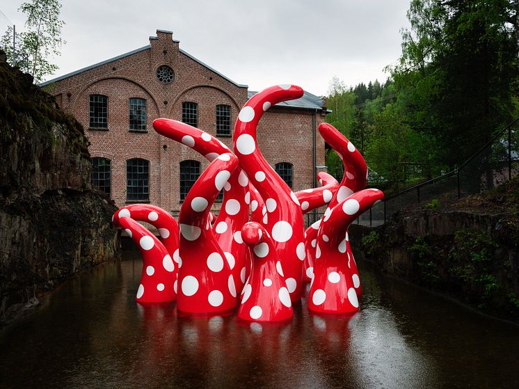 Kistefos-Museet  sculpture 2- Yayoi Kusama- Photo - Einar Aslaksen - Kistefos Museum.jpg