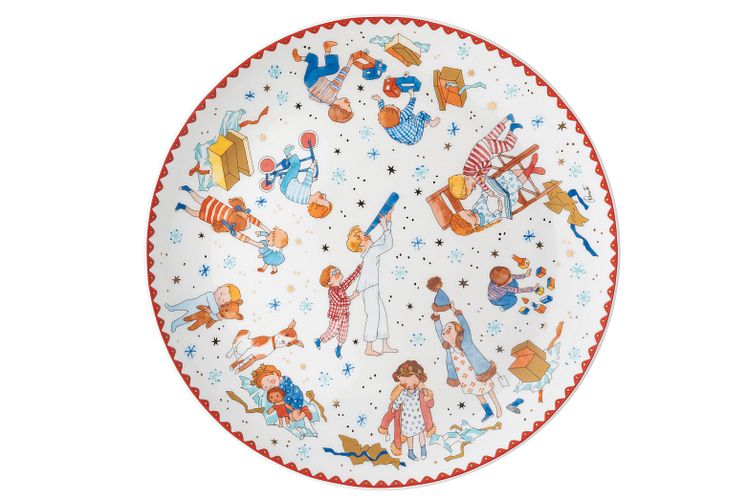 HR_Collector's_Items_Renata_Christmas_Eve_Biscuit_plate_28_cm