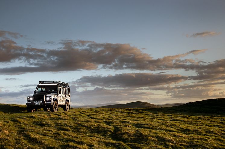 Land Rover Classic Defender Works V8 Trophy II_006