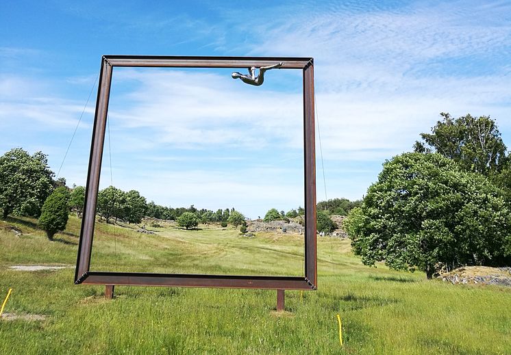 Skulptur-i-Pilane1- Photo Cred Johan Tîrnroth