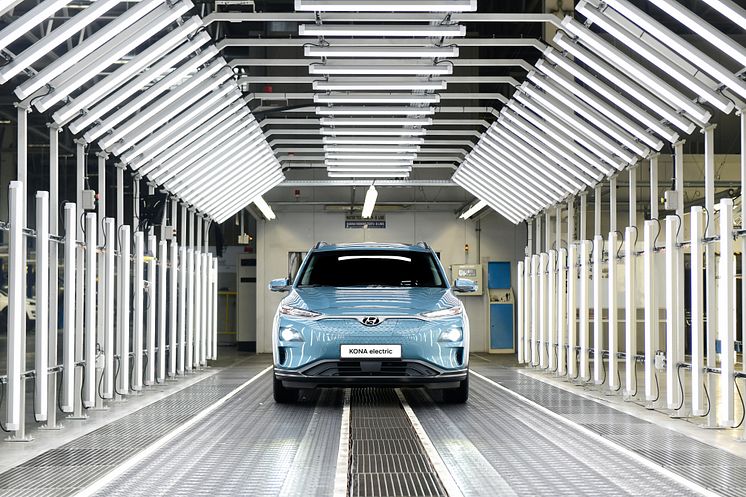 Hyundai_Kona_electric_Werk_Nosovice_175.jpg