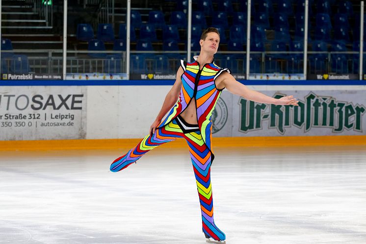 HOLIDAY ON ICE stellt neue Show SUPERNOVA in Leipzig vor