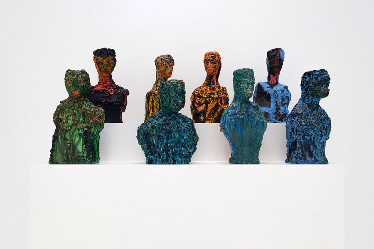 1 HQ Chorus, 2022. Oil painted ceramic and painted wood, variable dimensions retusch