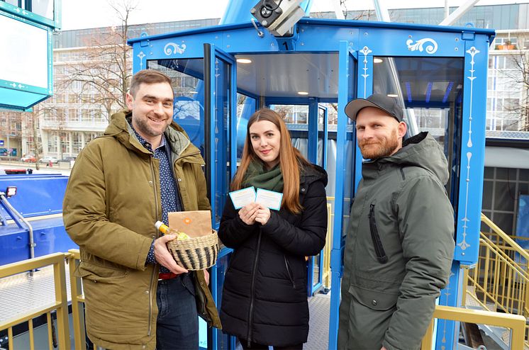 Martin Prankl (l.) und Erik Schubert vom Willenborg Riesenrad-Team laden im Februar zu Sonderfahrten ein