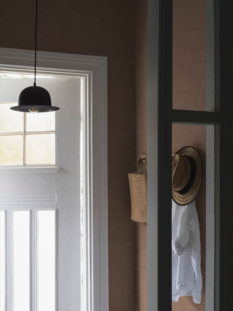 Shades_Carnelian_Image_Roomshot_Hallway_Item_5065_0037_PR