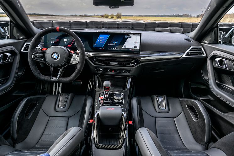 BMW M2 CS 9.jpeg