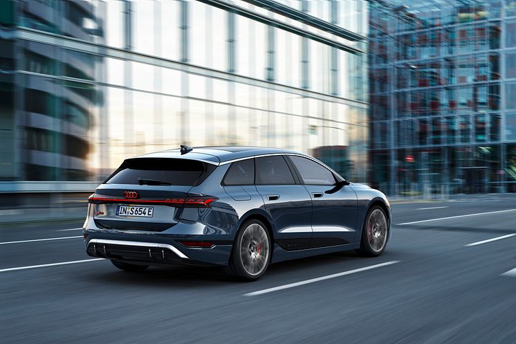 Audi S6 Avant e-tron