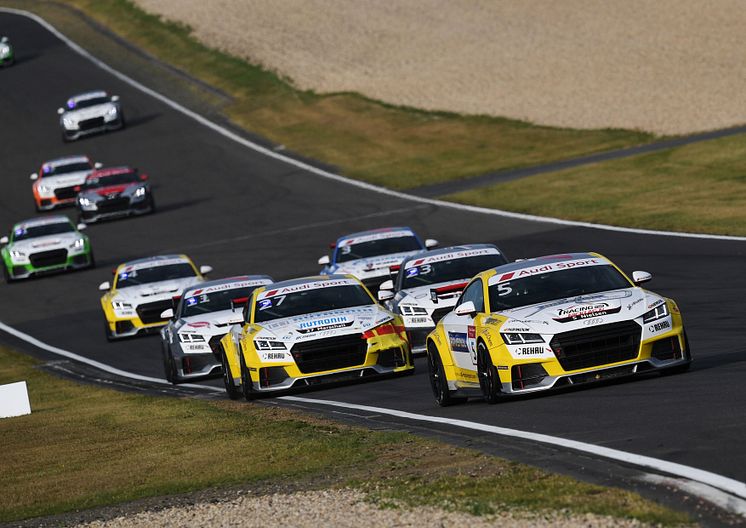 Nicklas Nielsen i Audi Sport TT Cup