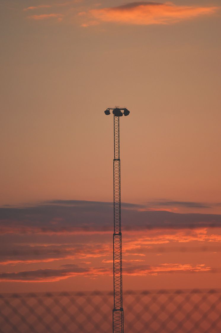 Halmstad Hamn miljösatsar med LED mastbelysning på biluppställningsyta