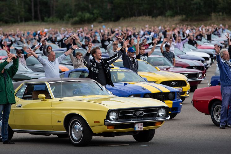 Verdens største Mustang-parade