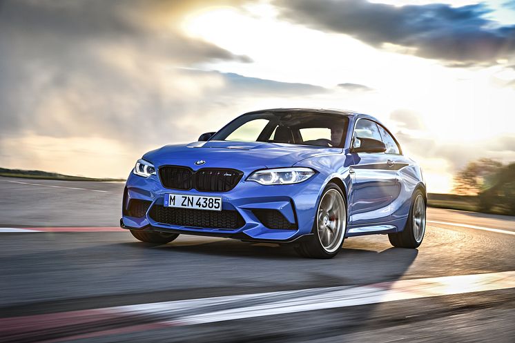 Nya BMW M2 CS 