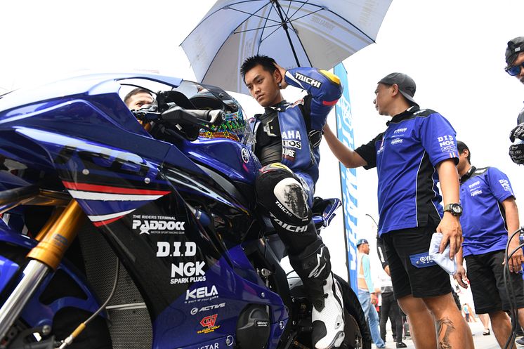 2019092305_004xx_Peerapong_Wins_ARRC_SS600_Title_4000