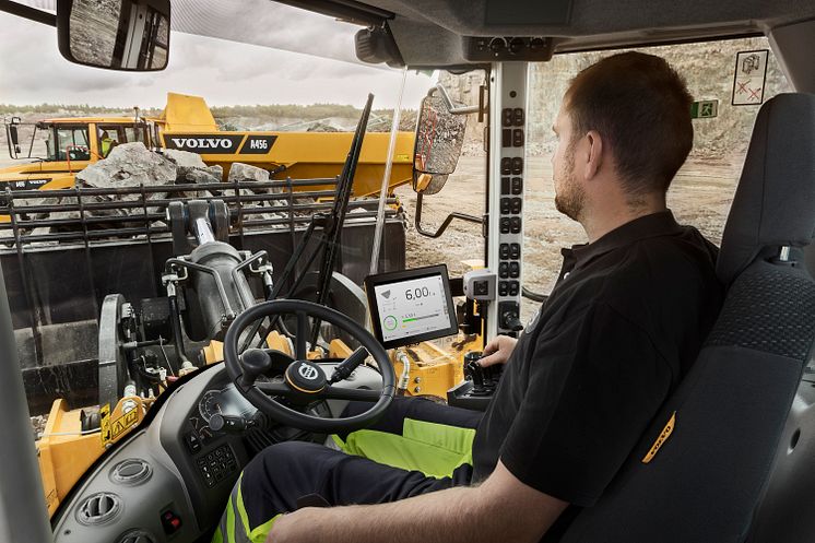 Bild - Load Assist och Volvo Co-pilot i hytten