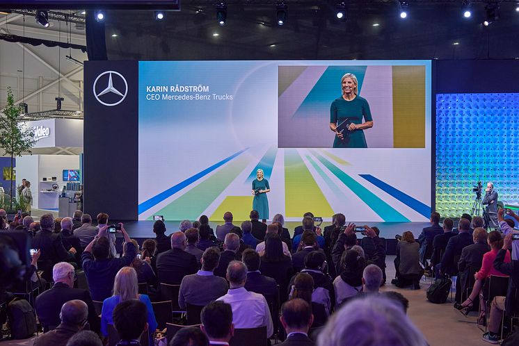 Daimler Truck Media Night (3).jpg