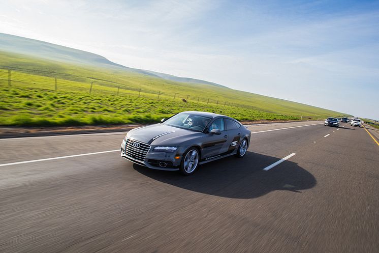 Audi A7 piloted driving CES 2015