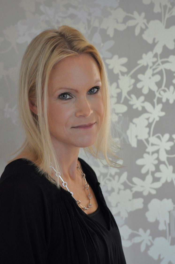 Anna Lönnqvist debuterade 2014 med romanen "Tills kärleken skiljer oss"