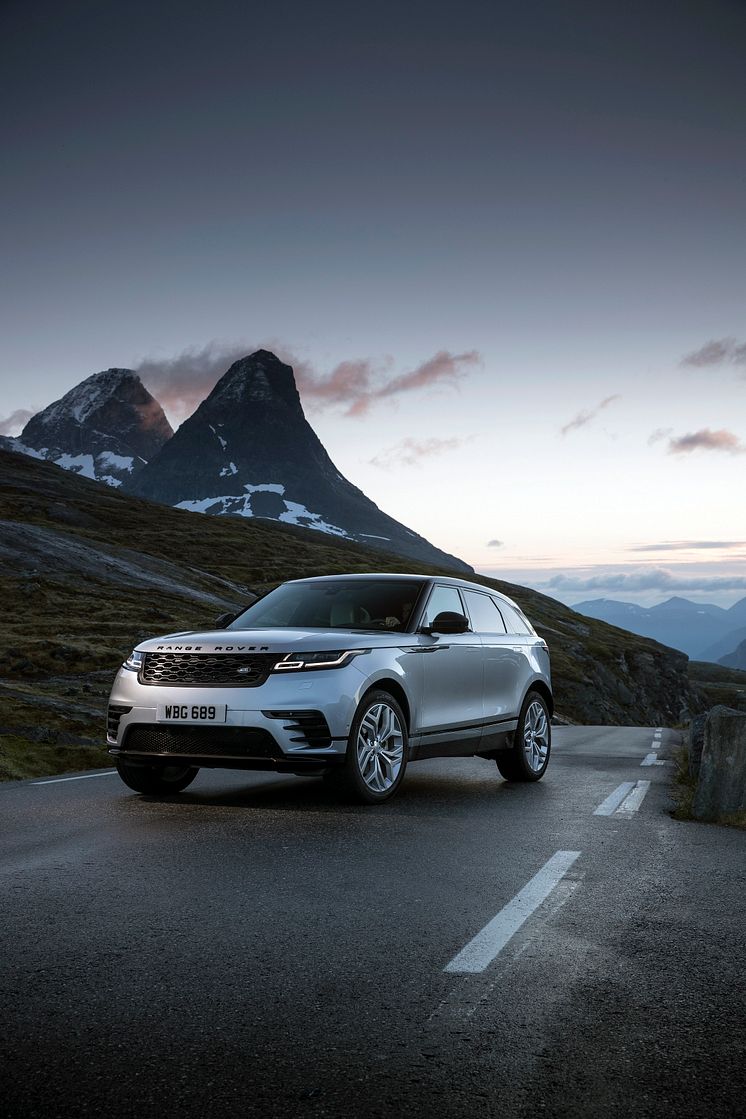 Range Rover Velar1