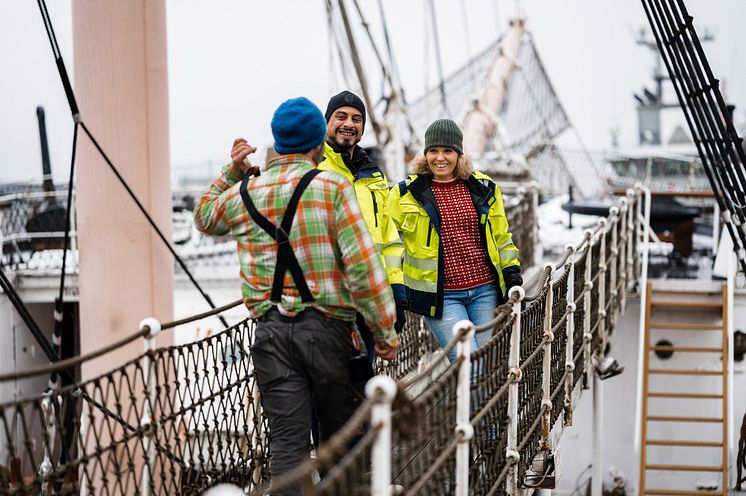 Siman Jasim och projektledare Karin Lottkärr - Barken Viking