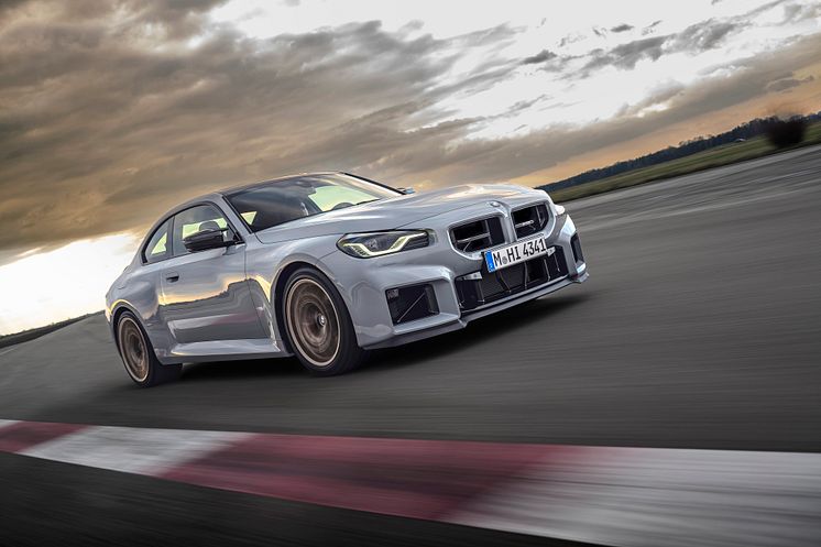 BMW M2 CS