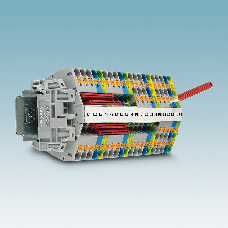 Push-in rækkeklemme i paneldesign giver væsentlige pladsbesparelser