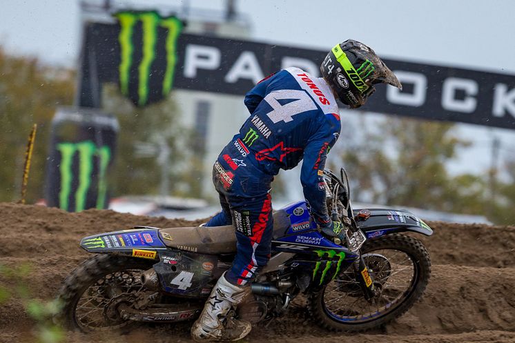 2020102603_004xx_MXGP_Rd15_トヌス選手_4000