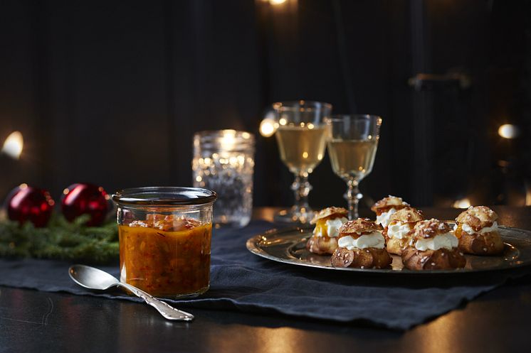Petit-choux-and-Sea-buckthorn-jam-NZG-35976- Foto_Caroline_Tengen_jpg.jpg