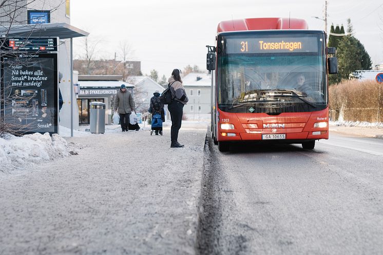 Holdeplasser&stasjoner_Ãrvollsenter1 (1)