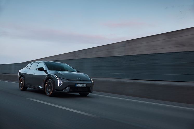 Elbilen Kia EV4 lanseras Sverige 