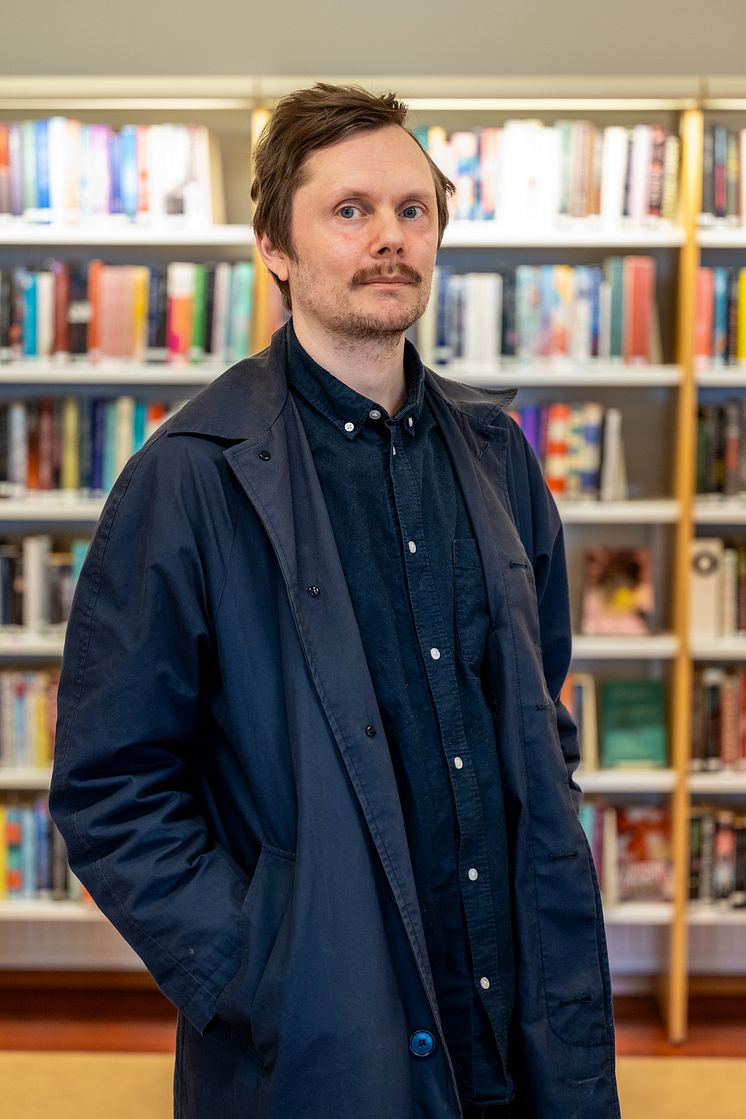 Fredrik Rönnberg HR-6642-HR - original (1506441) (1).jpg