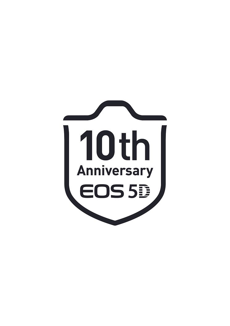 Canon EOS 5D 10 år logo1