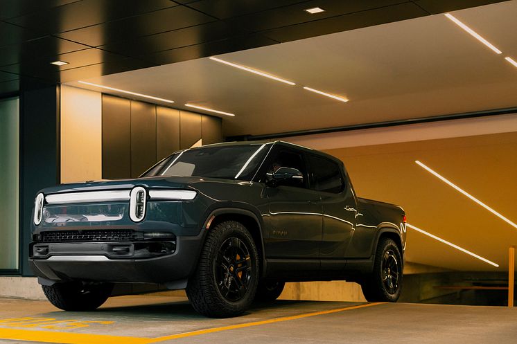 Rivian R1T.jpg