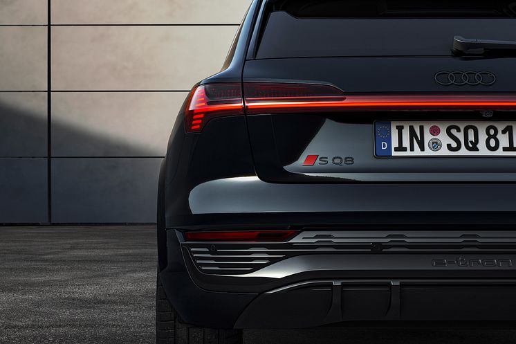 Audi SQ8 e-tron