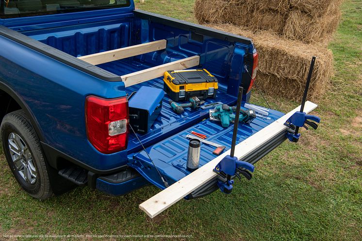 2022Ford_NextGenRanger_XLT_workbench